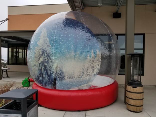 Snow Globe - Photo Station