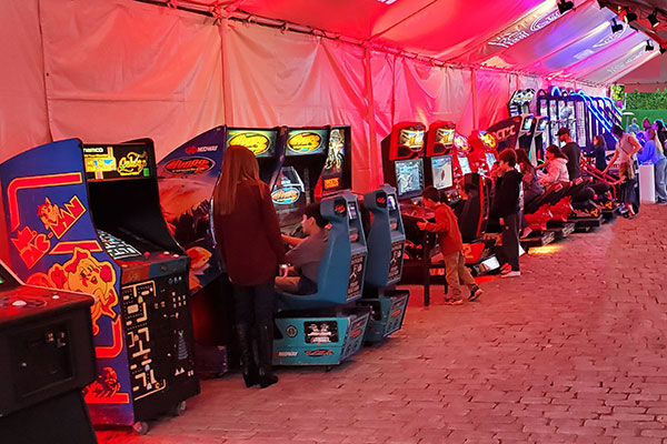 Arcade Row