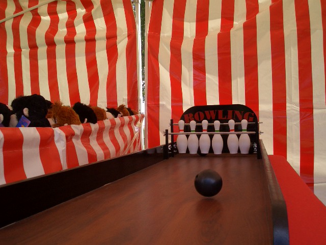 6 pin bowling set