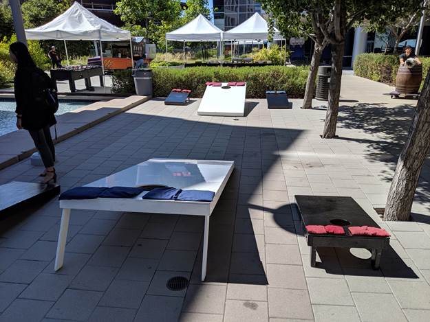 Giant Cornhole